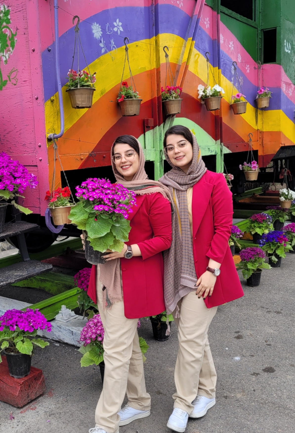 عارفه عرفانی