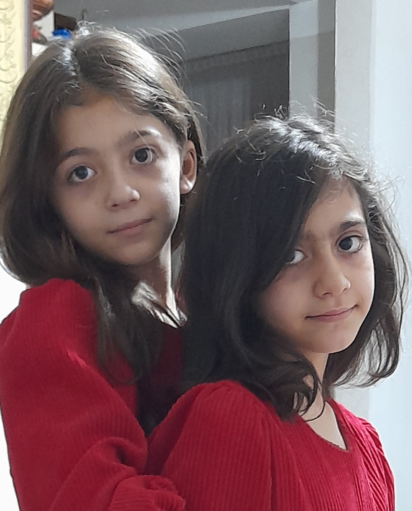 ثنا ساجدی نیا