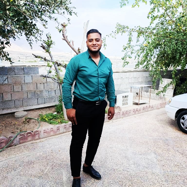 نیما رضاپور