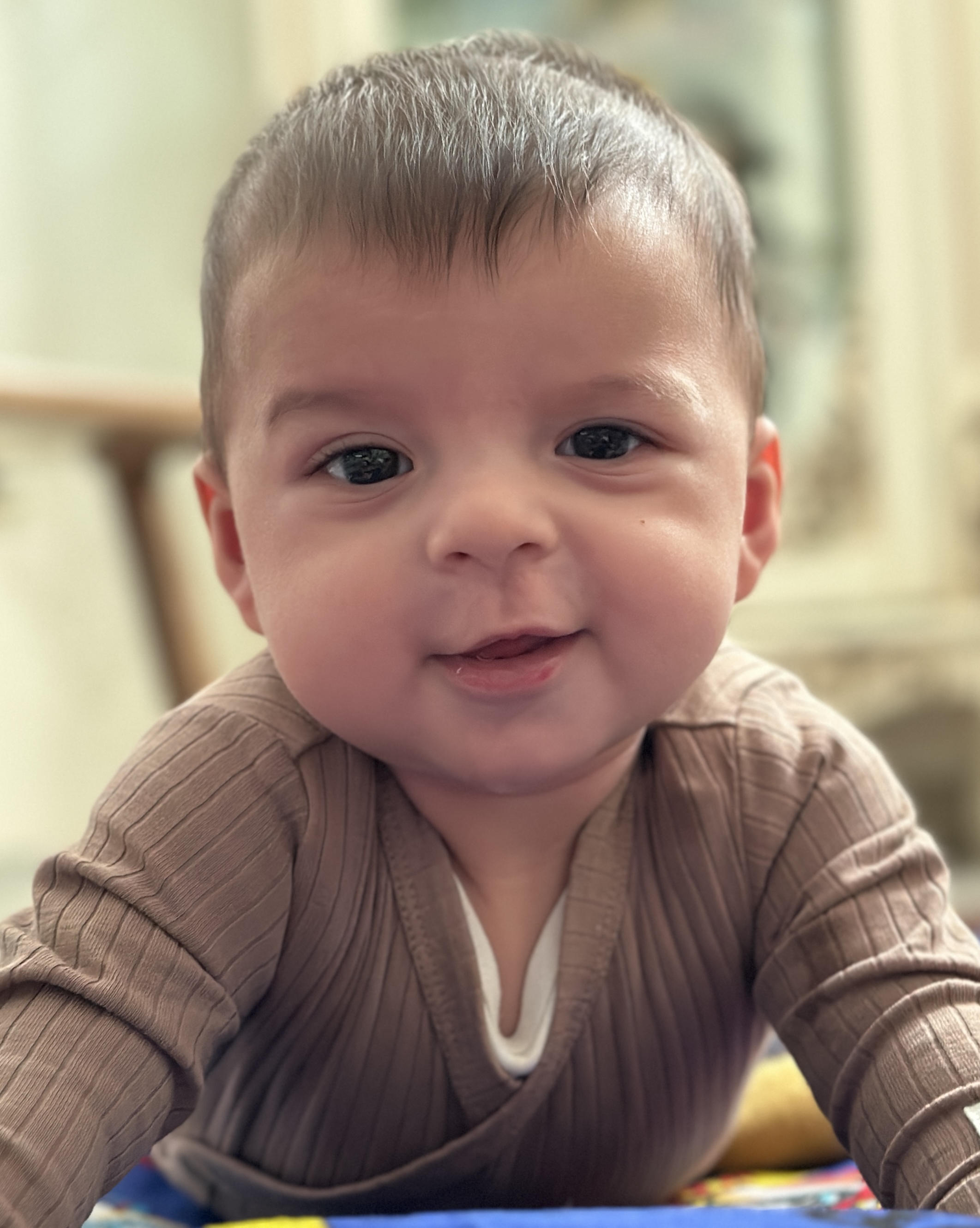 کیاوش لطفی اذر