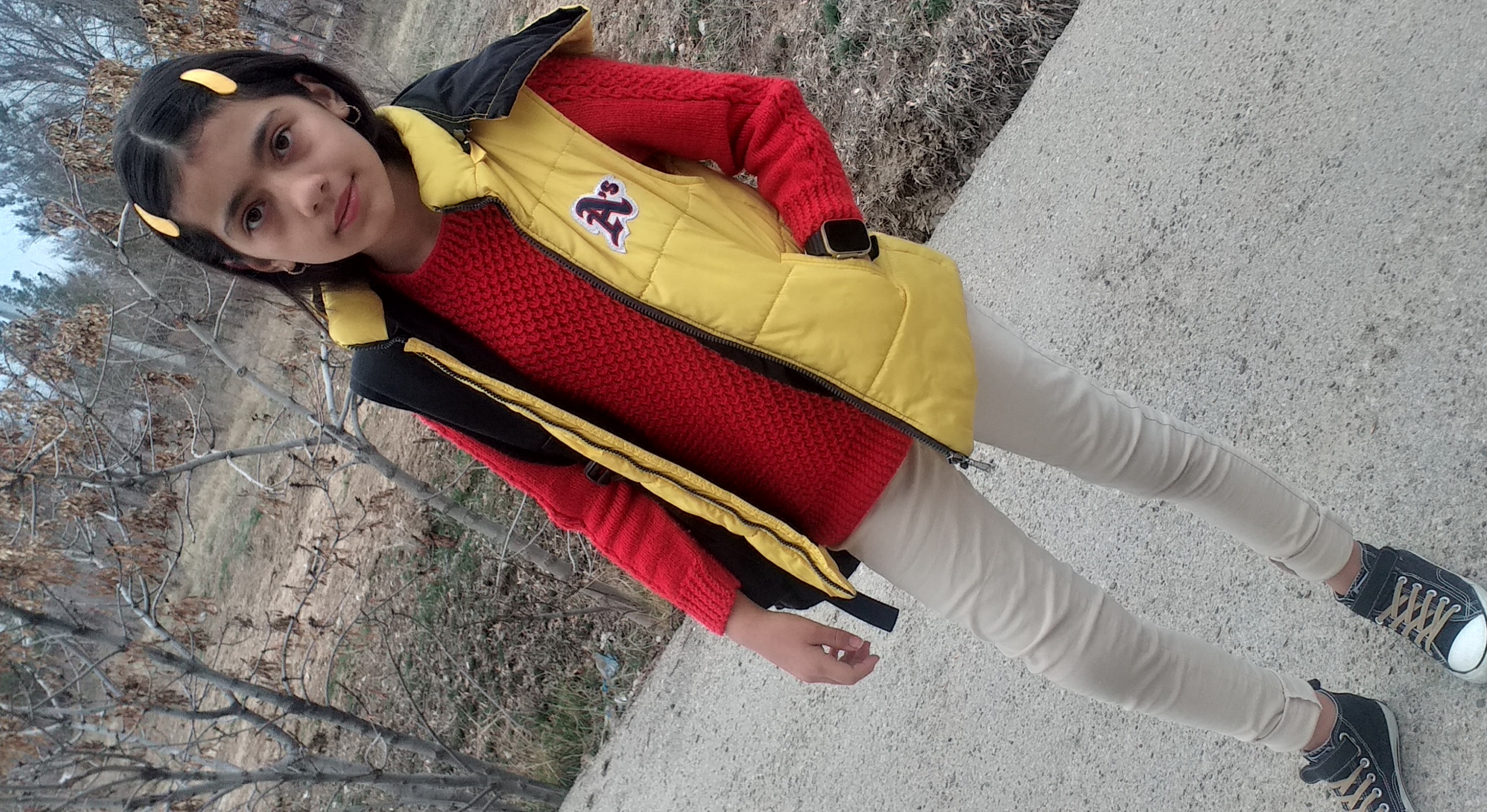 پونه حاجیان