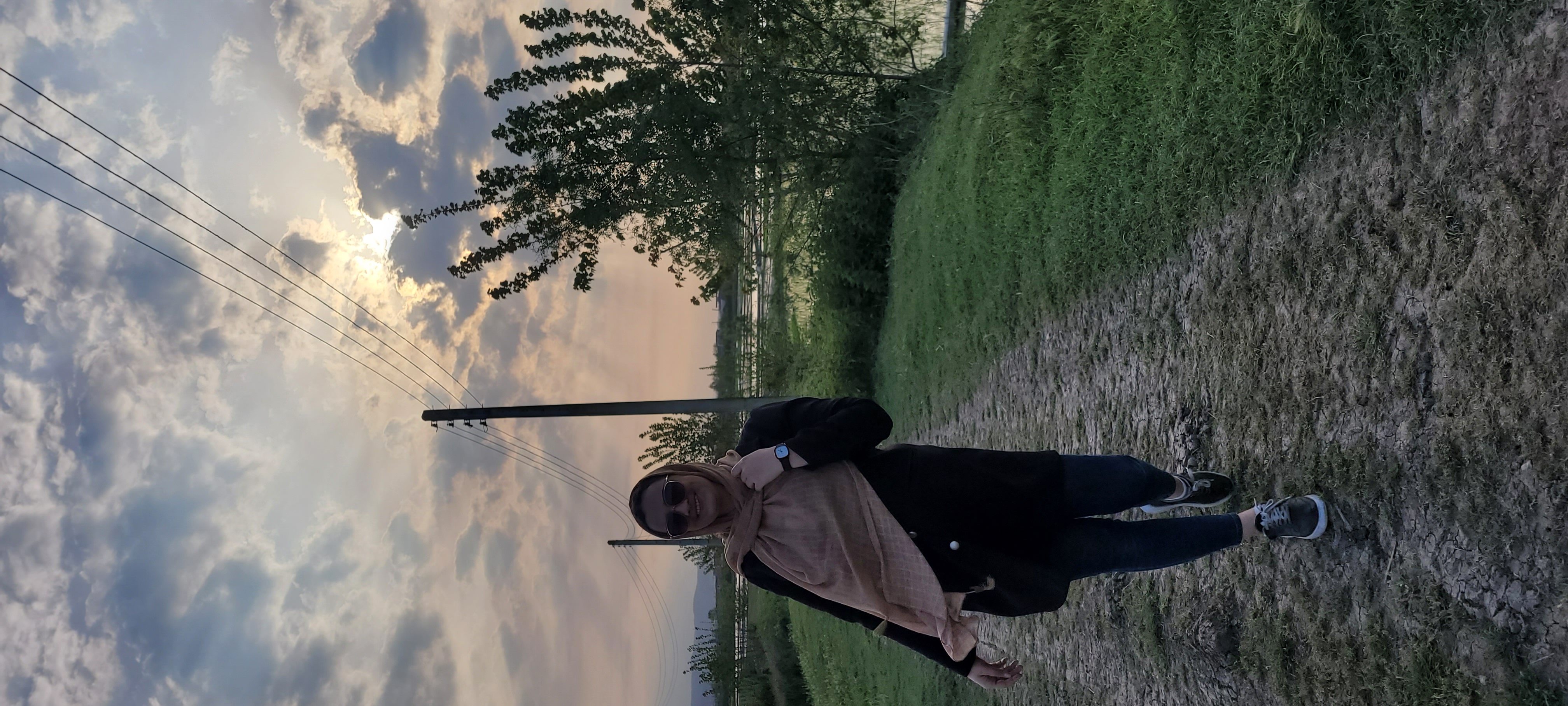 نگین عباسی بائی