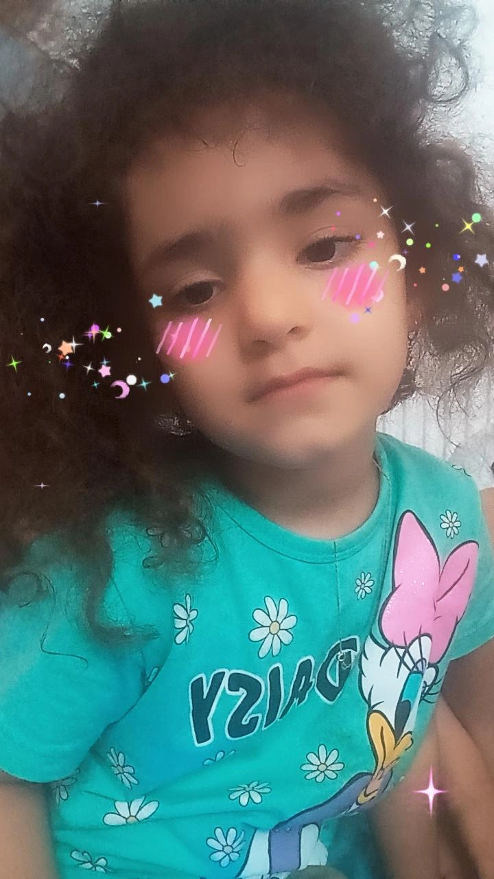 نیلوفر عرب قمی