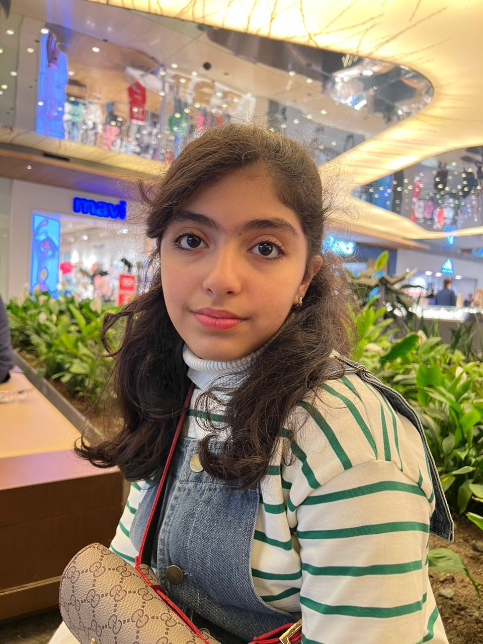 مانیاسادات حسینی