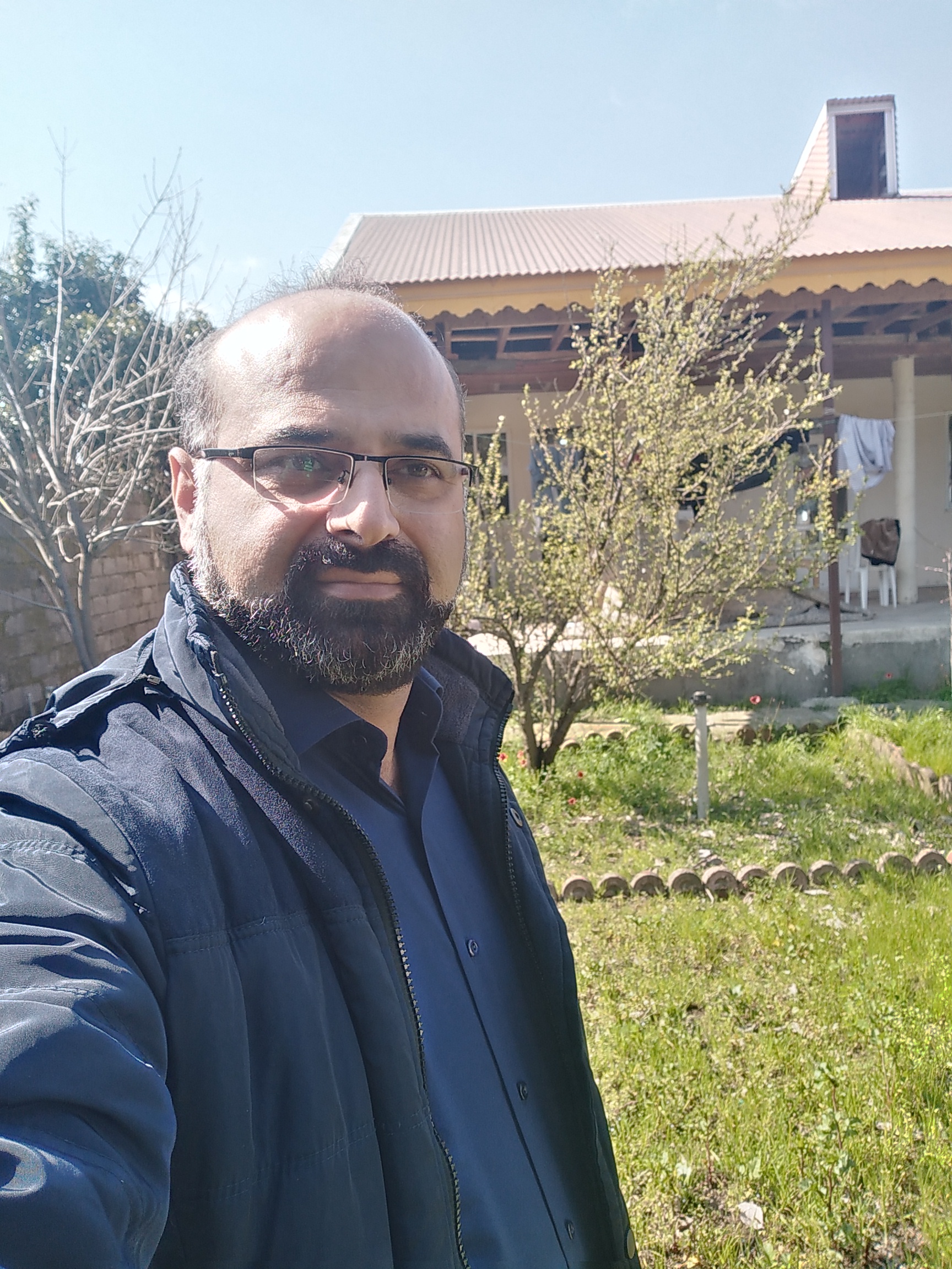 علی پورباقی