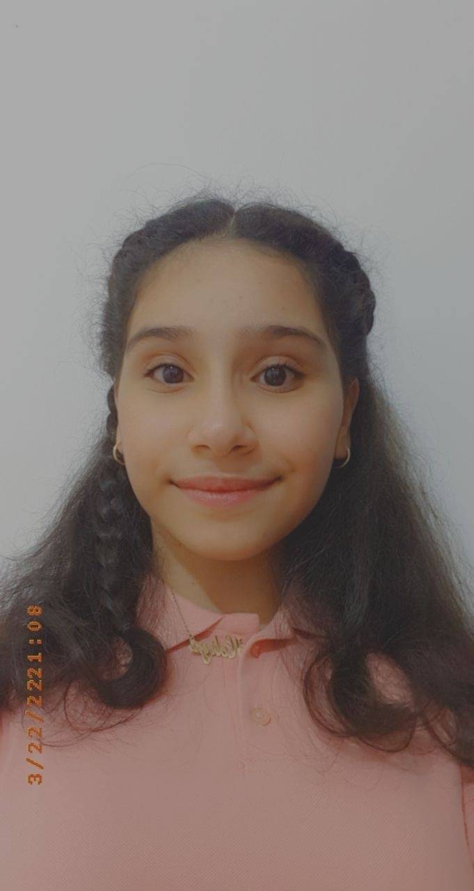 هلیا غریبی تهرانی