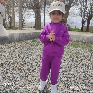 نیوشا ترکیان دمنه