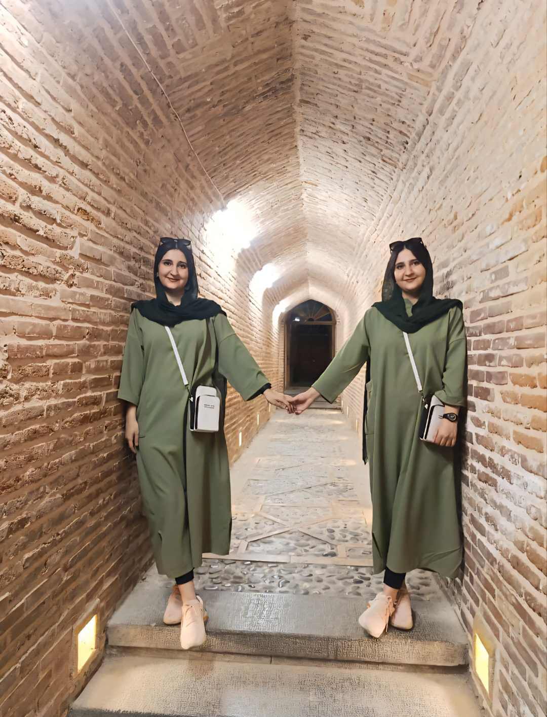 لعیا حیدری نیا